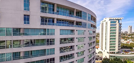 Acercamiento a Torre de Hierro