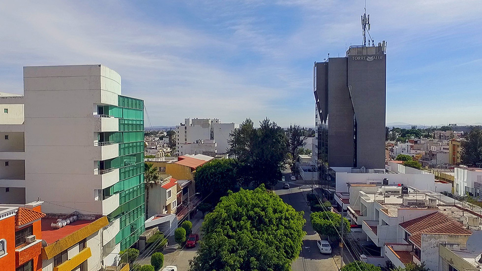 Torre Nautilius en la calle José María Vigil